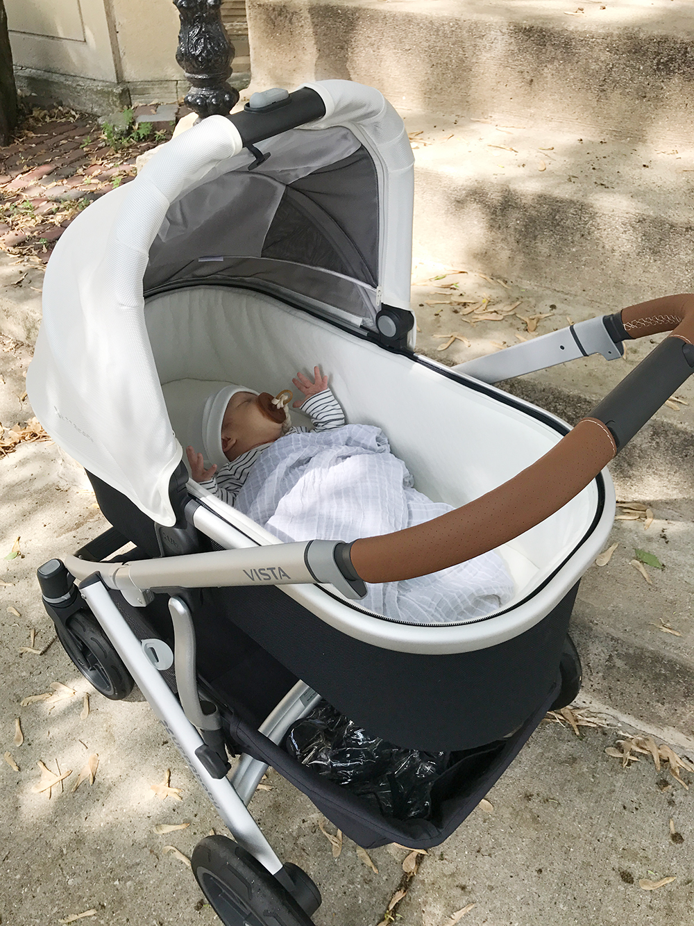 how to use uppababy bassinet